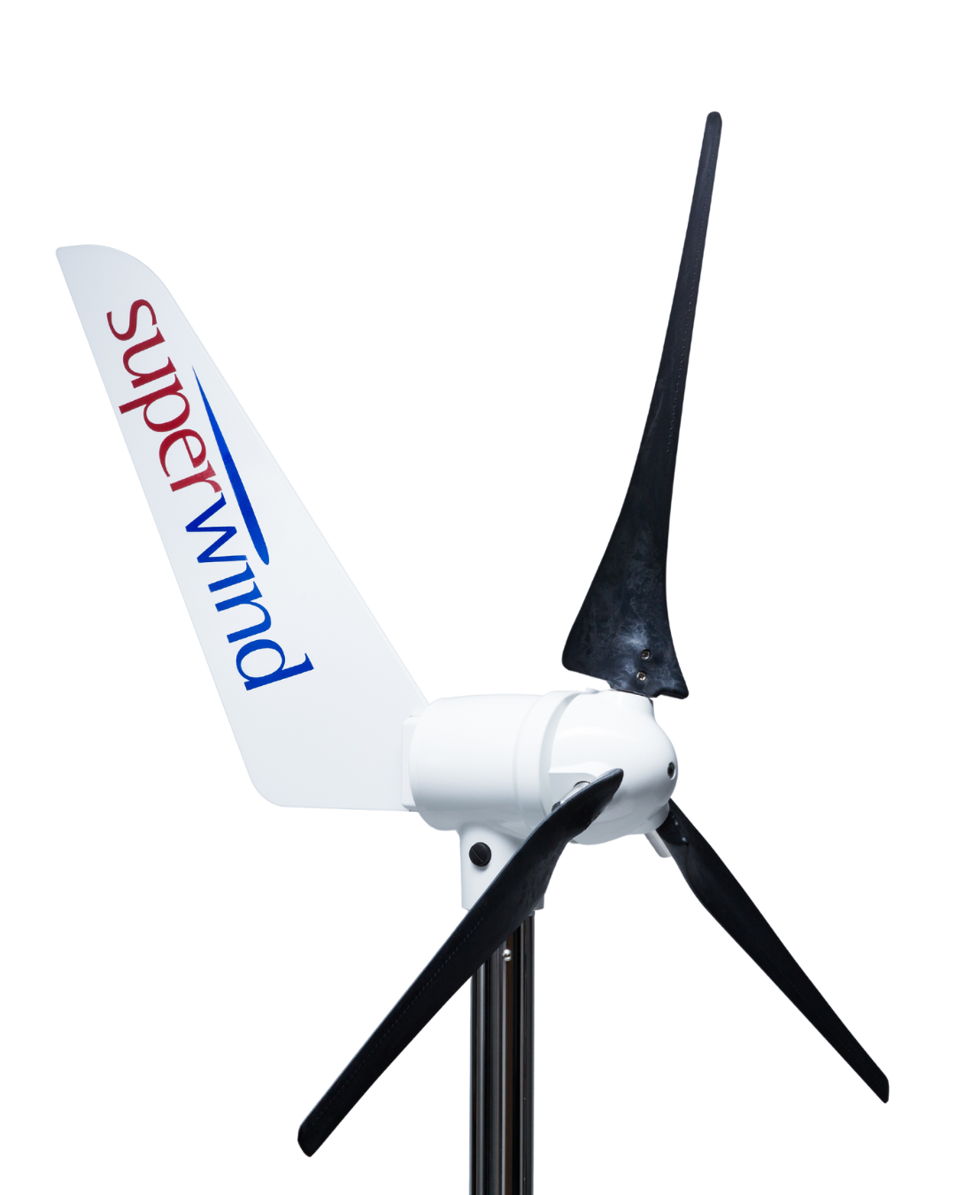 Superwind 350 II Windgenerator in weiß mit schwarzen Rotorblättern.